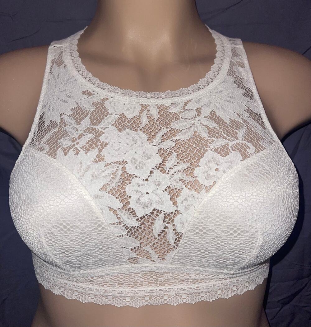 X-SMALL WHITE FLORAL LACE VICTORIA'S SECRET BRALETTE
